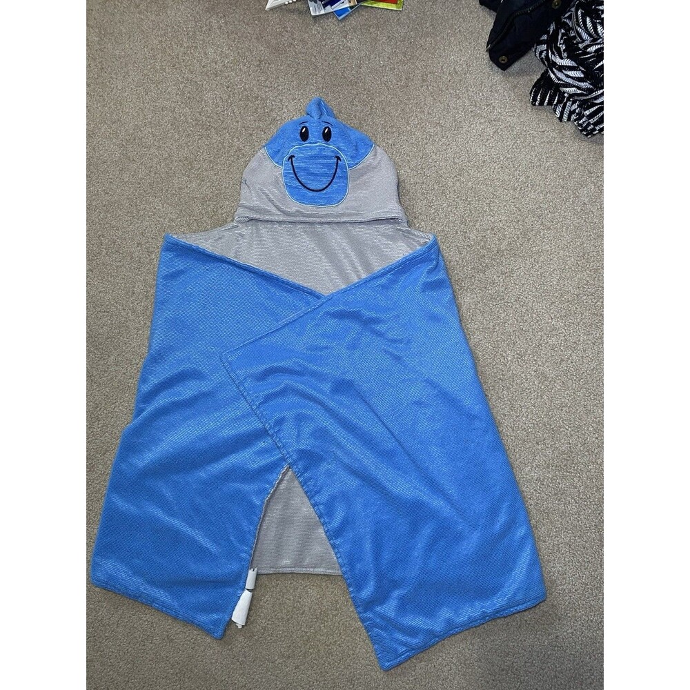 Jay Franco Blue Shark Microfiber Hooded Towel Wrap Kids Bath Pool